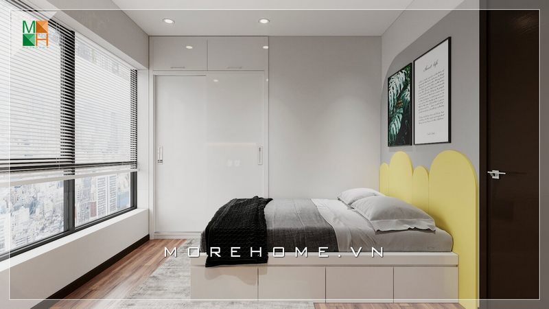 Mẫu giường ngủ khung gỗ hiện đại hướng ra phía cửa sổ thiết kế rộng, sắc vàng đầu giường nổi bật tạo điểm nhấn cho căn phòng ngủ chung cư.